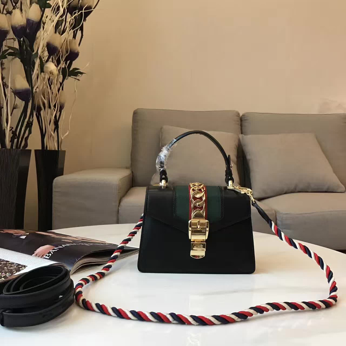 Gvc*1 sylvie leather bag z2351 20cm x 7.5cm x15cm