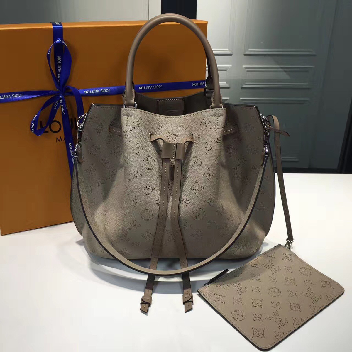 cohotbag l0vis Vvtt0n girolata mahina leather galet 3387