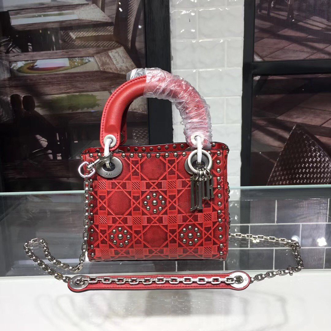 cohotbag lady D10r 1572