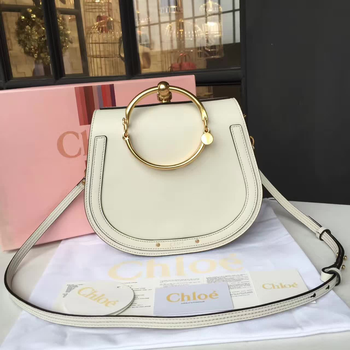 Ch10e leather nile z1342 24cm x 8.5cm x 20cm
