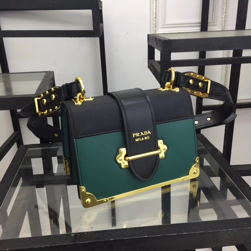 Pra*a cahier leather shoulder bag 1bd045 green 20 x 14.5 x 8.5 cm
