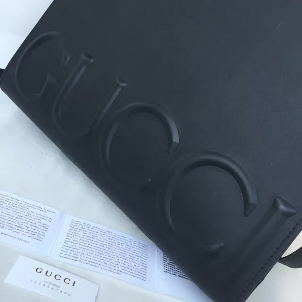 Gvc*1 ghost leather 35.5cm x 38cm x 12 cm