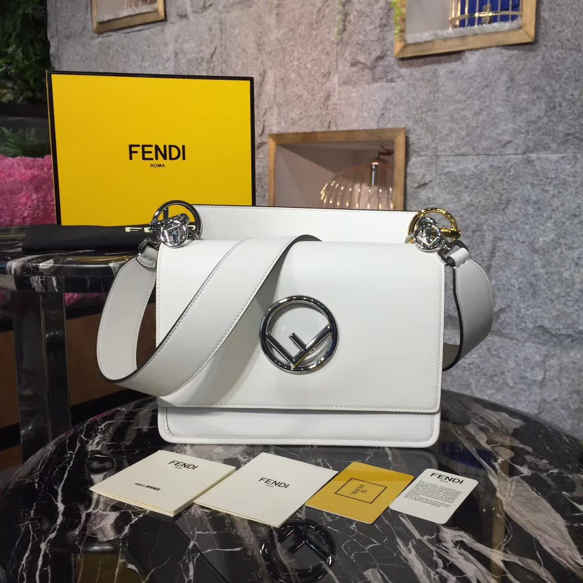 F**di shoulder bag 1976 25.5cm x 9cm x 18.5cm