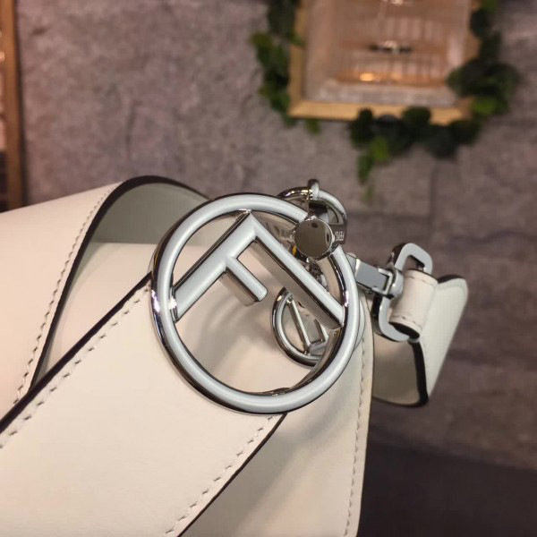 F**di shoulder bag 1976 25.5cm x 9cm x 18.5cm
