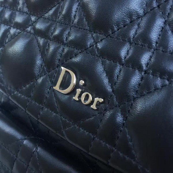 D10r backpack