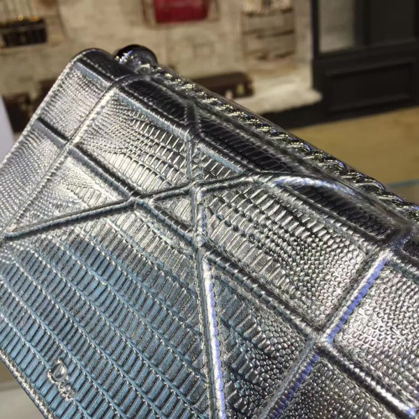 D10r ama 1766 18cm x 4cm x 12cm