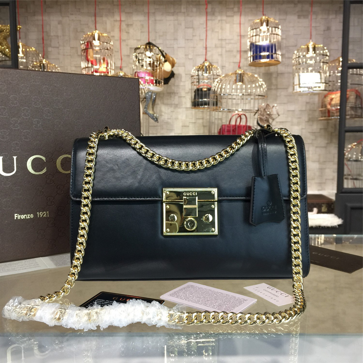 Gvc*1 gg leather padlock cohotbag 2171