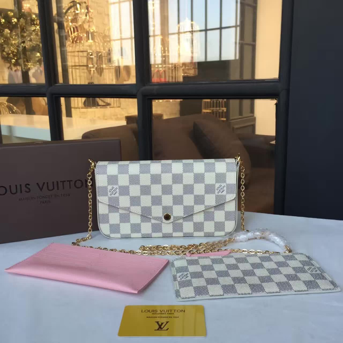 l0vis Vvtt0n pochette  felicie damier azur canvas 3704 21cm