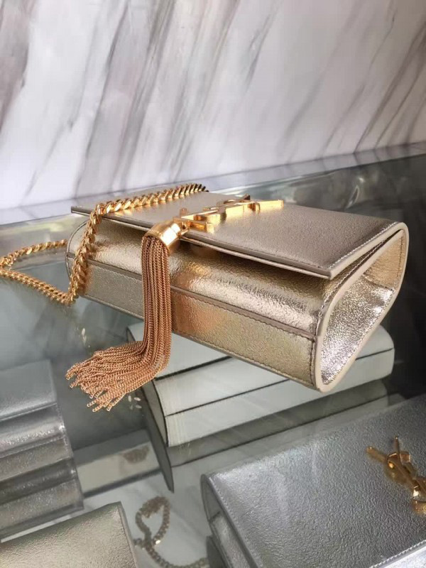 Y51 medium kate bag with leather tassel 5050 24cm x 14cm x 4.5cm