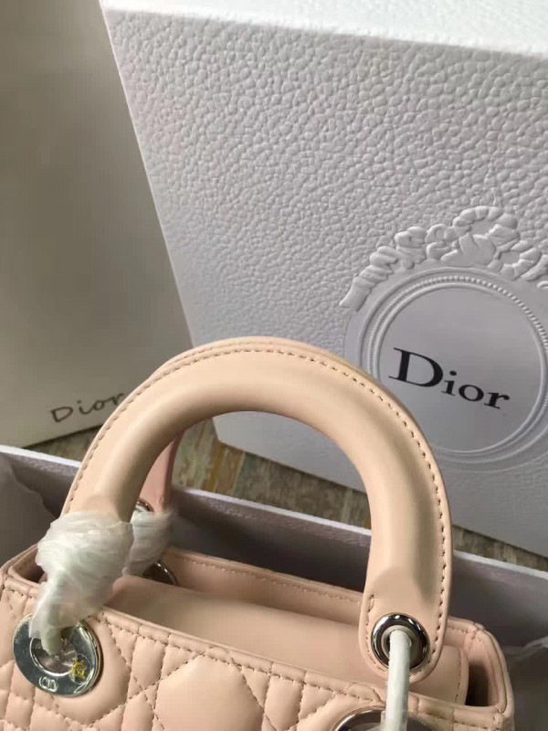 lady D10r 1583 17cm