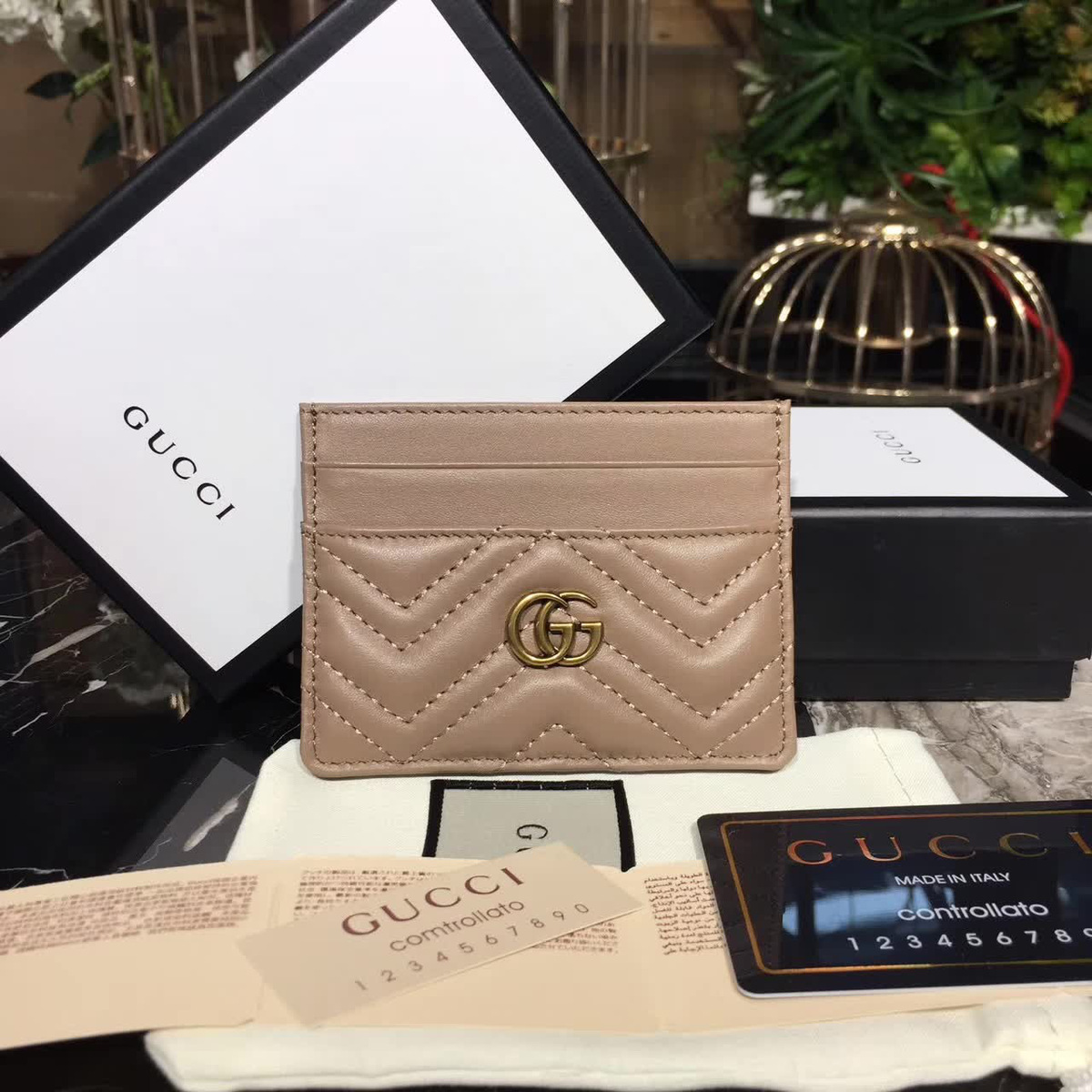 Gvc*1 gg leather card holder 03  10cmx7.5cm