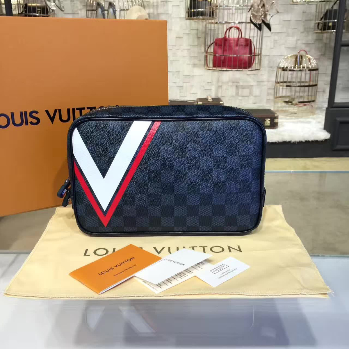 l0vis Vvtt0n leather cohotbag  clutch bag 3422