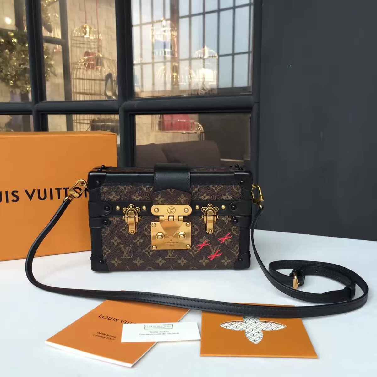 l0vis Vvtt0n petite cohotbag  malle box bag monogram 3496