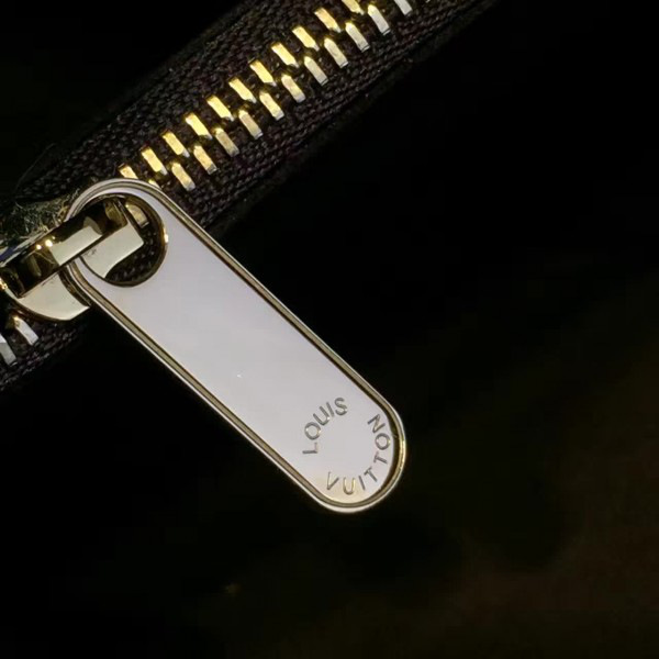l0vis Vvtt0n kimono cohotbag  noir