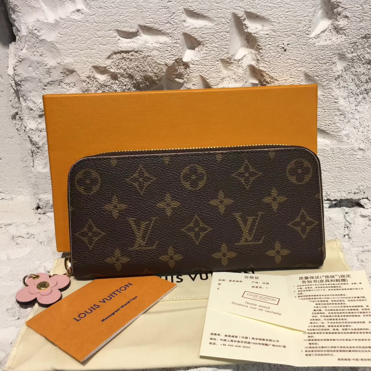 l0vis Vvtt0n clmence wallet 3184 19cmx2.5cmx9cm