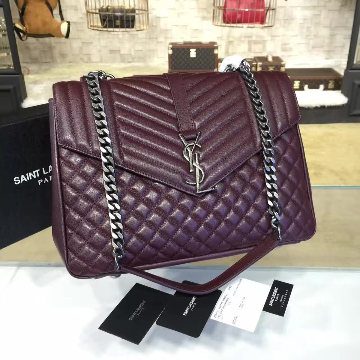 Y51 envelop satchel large wine red 5129 36cm x 26cm x 13cm