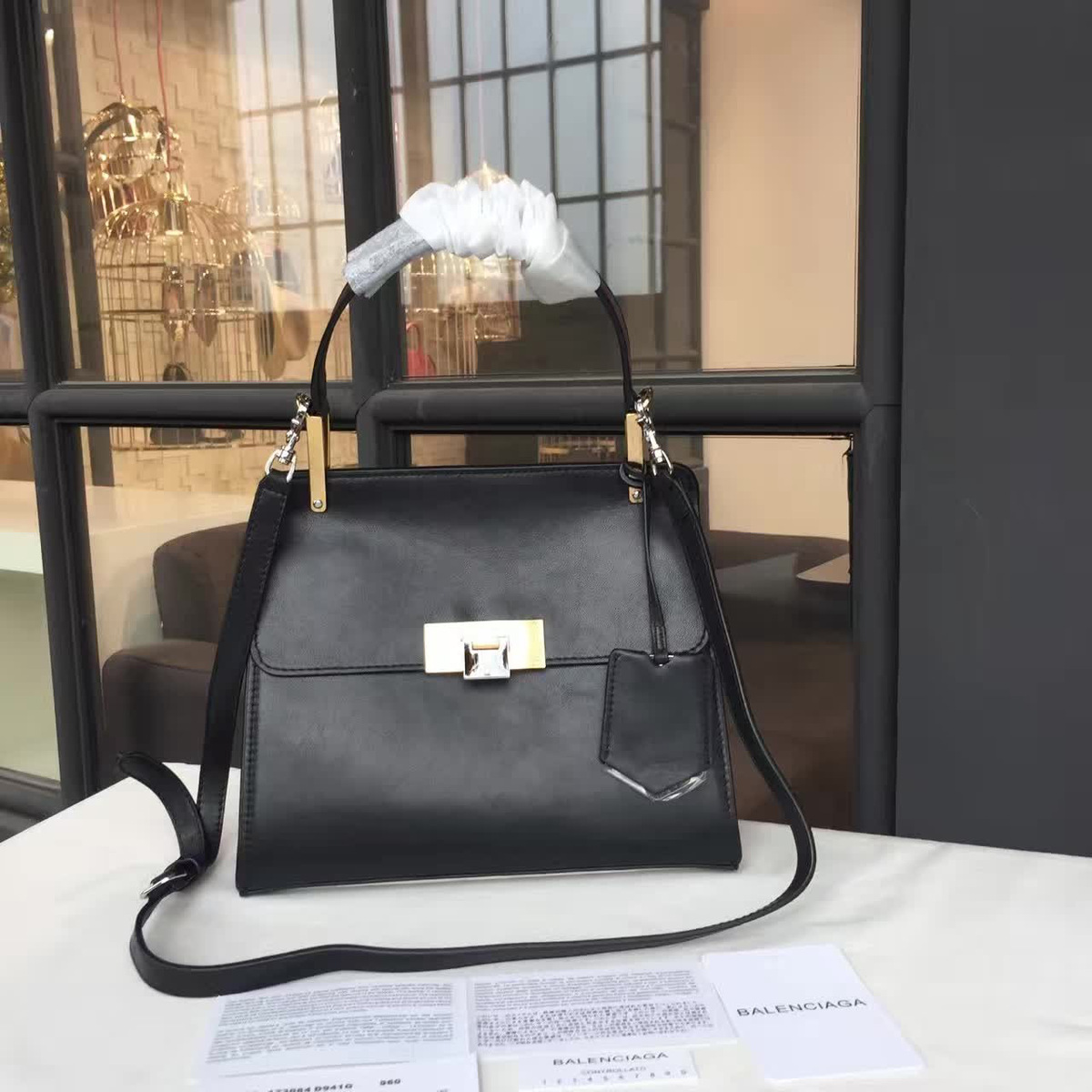 Ba1en*iaga shoulder bag_5464_24cm x 20cm x 10cm