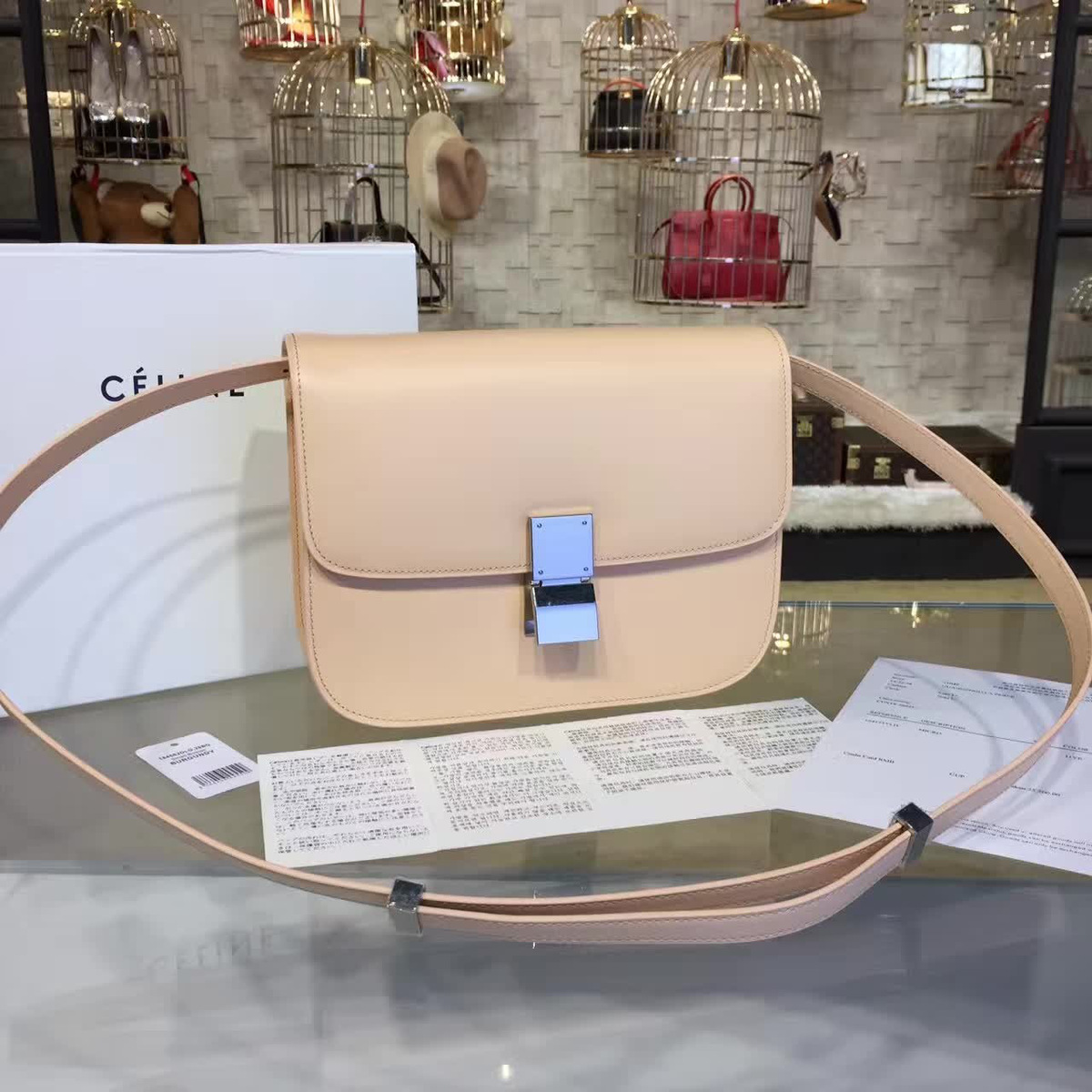 Ce1i*e leather classic box z1142 24cm x 19cmx 8cm