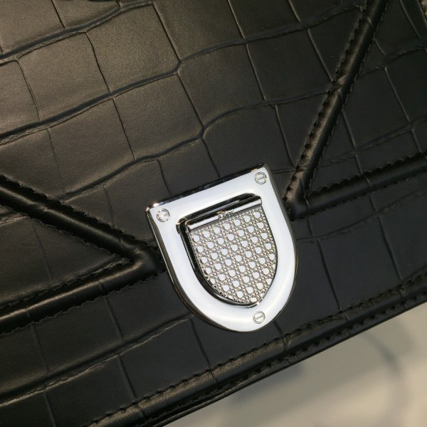 D10r ama 1740 25cm x 7cm x 15.5cm
