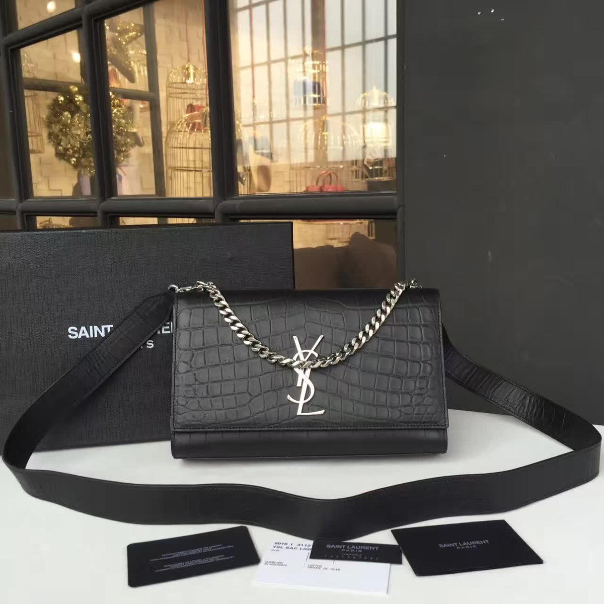 Y51 monogram kate crocodile embossed shiny leather cohotbag 4752