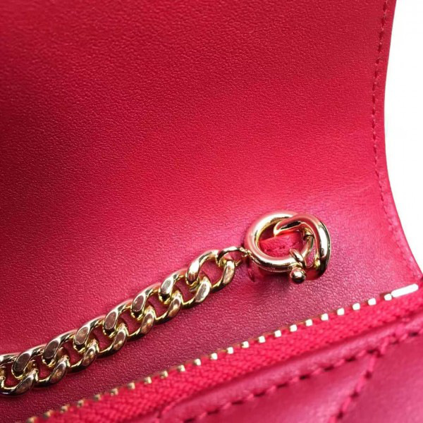 Y51 gold monogram college red  5072 19cm x 11.5cm x 4cm