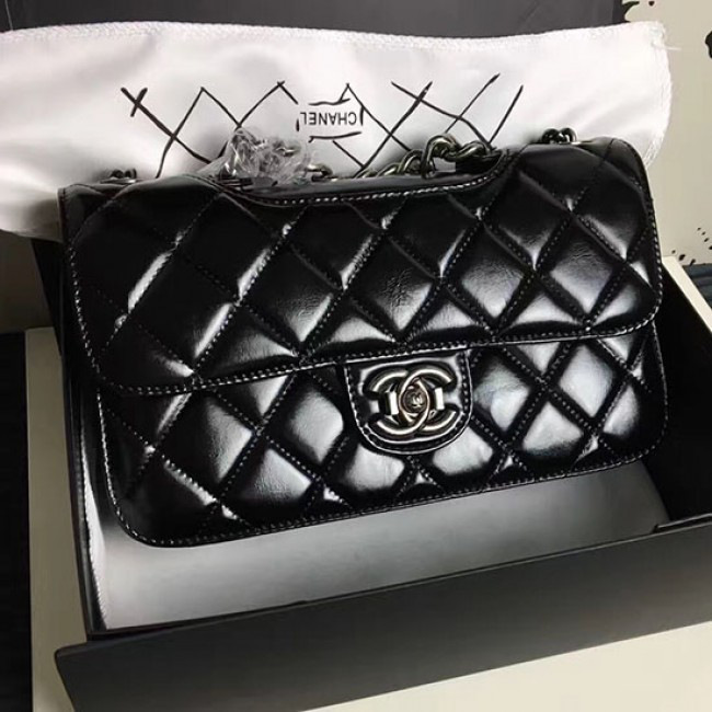 Ch**el oil wax leather perfect edge bag silver black  a14041