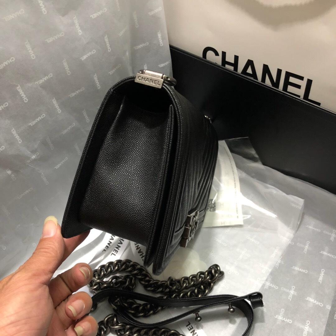 Ch**el original quality 67086 medium v fine ball black silver hardware  25cm