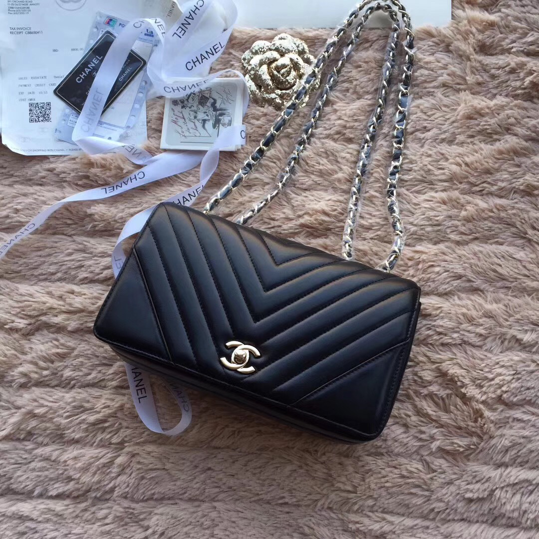 Ch**el original single bag black 24cm