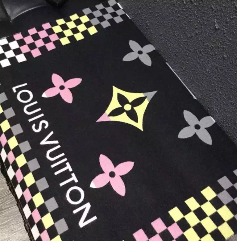 LV cashmere long scarf a10 black