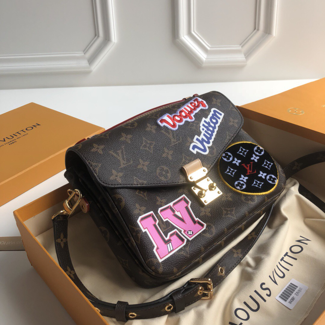 l0vis Vvtt0n pochette metis monogram reverse canvas m43991 25.0 x 19.0 x 7.0 cm