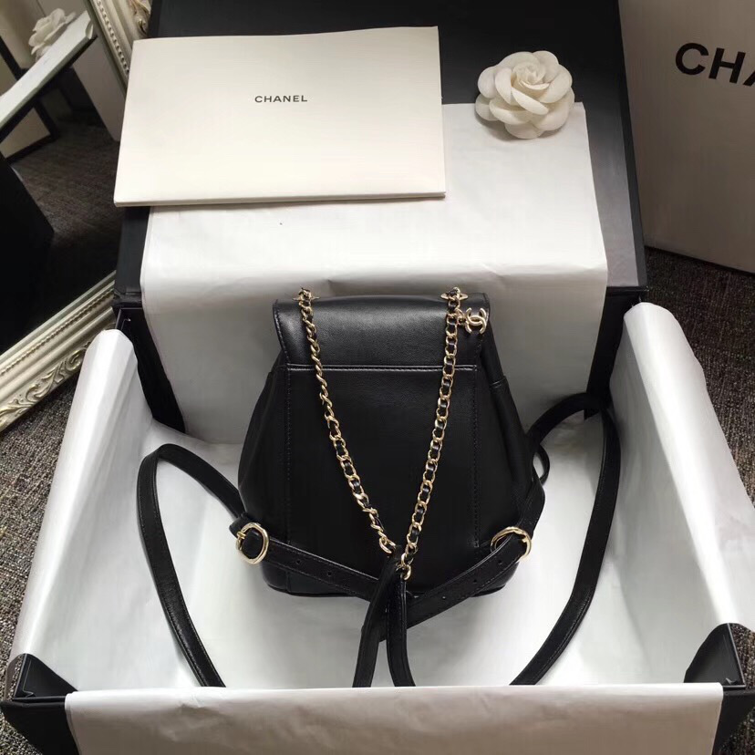 Ch**el chain backpack 16x20x12.5cm