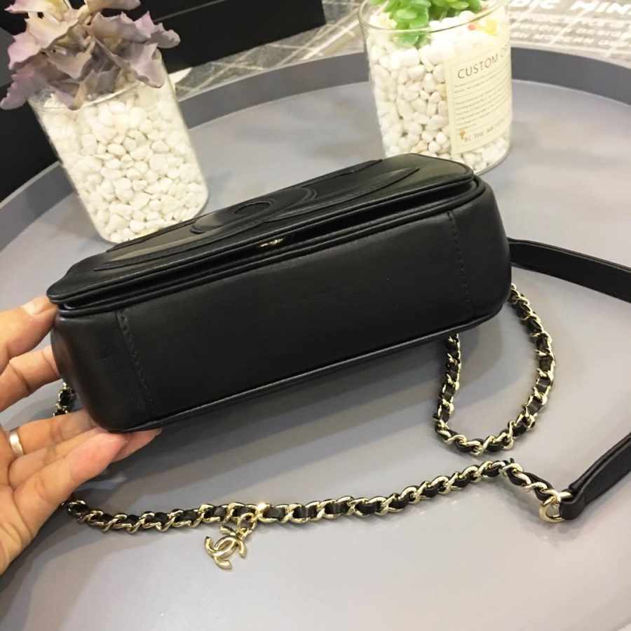 Ch**el new sheepskin small square bag black 18.5x5.5x15cm
