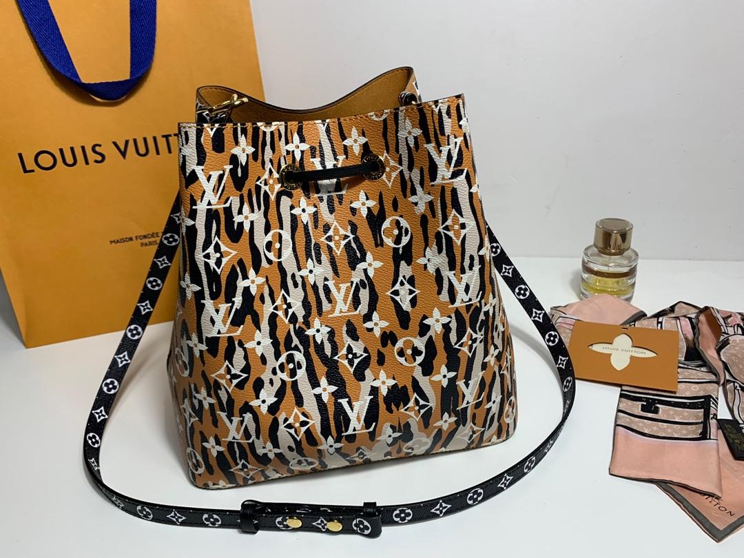 Lv jungle neo monogram pattern neonoe handbag MM m44717 26cm