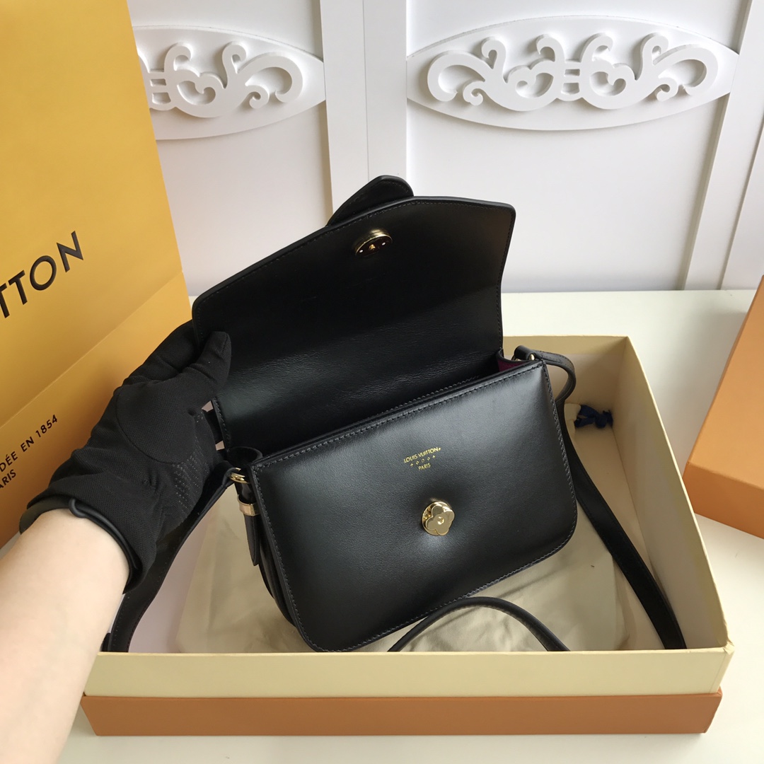 LV pont 9 black m55948