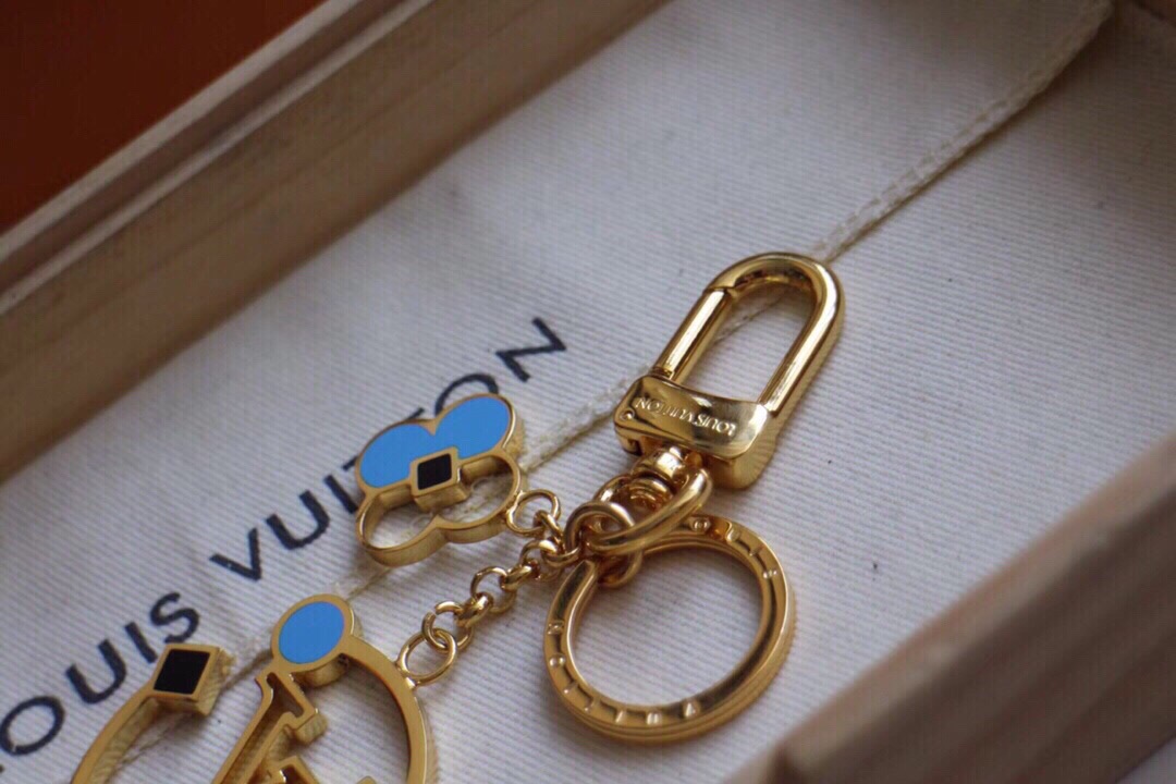 l0vis Vvtt0n key ring m67287