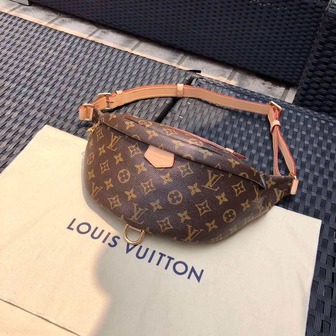 LV bum bag  37*14*13cm