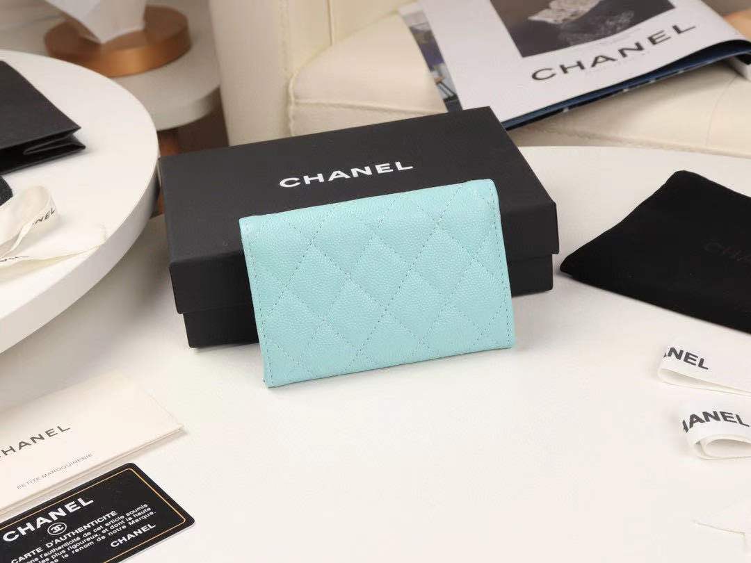 Ch**el wallet blue in sliver hardware