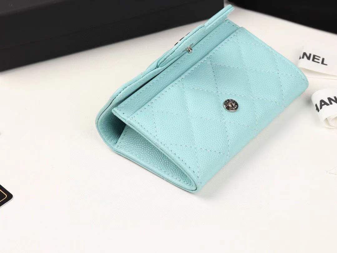 Ch**el wallet blue in sliver hardware