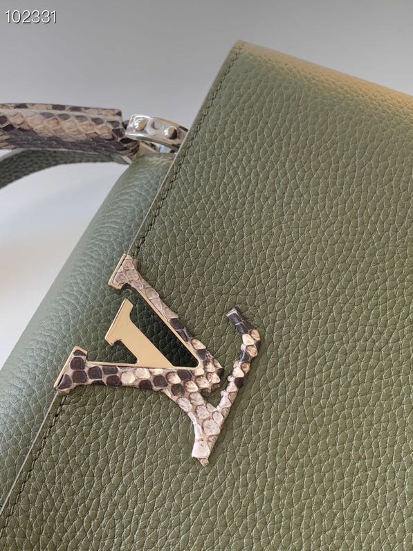 l0vis Vvtt0n shoulder bag diagonal lv women