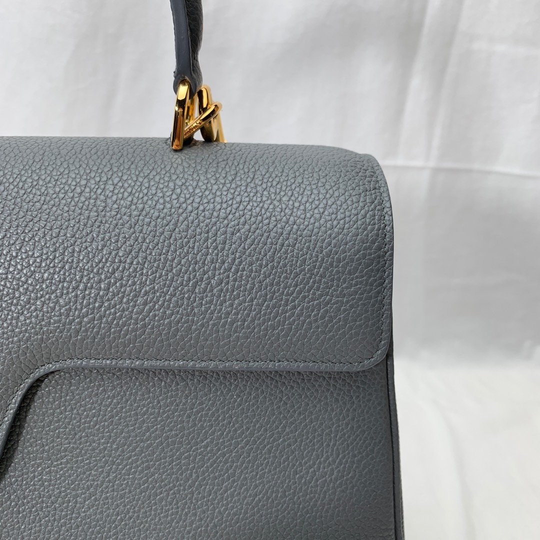 MEDIUM 16 BAG IN GRAINED CALFSKIN GRAY 32x23.5x13