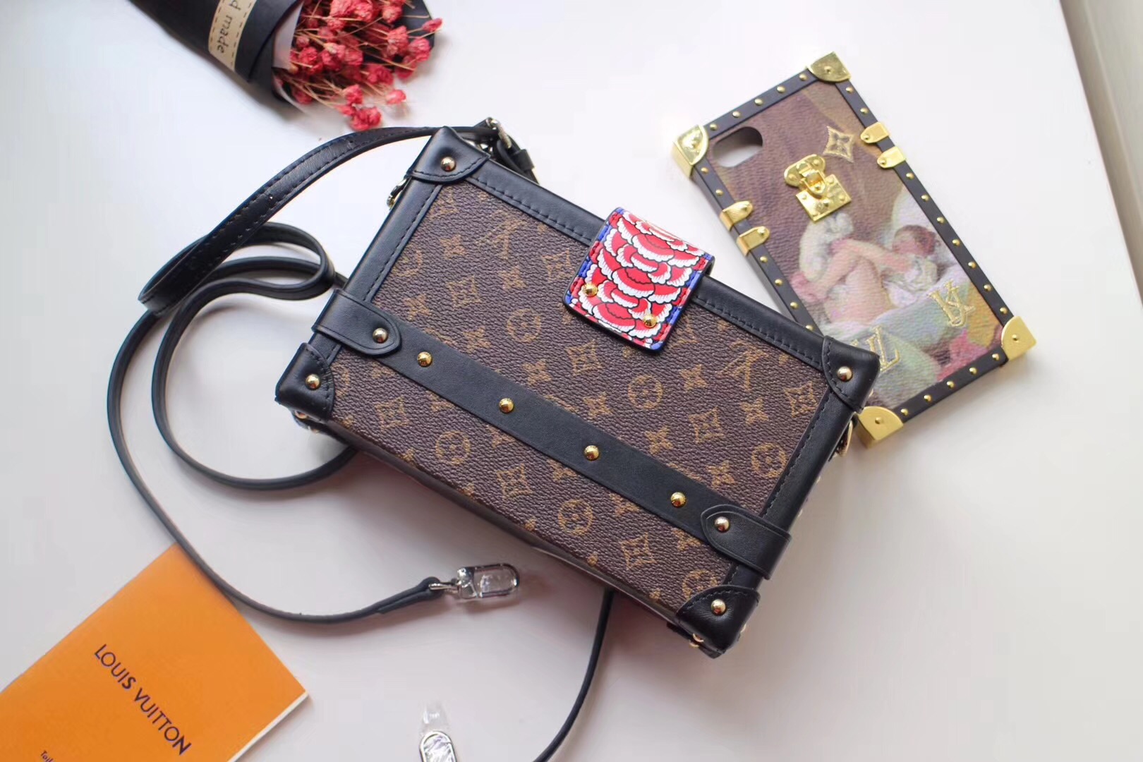 l0vis Vvtt0n petite malle box bag monogram handbag brown m43544 19 x 5 x 11.5cm
