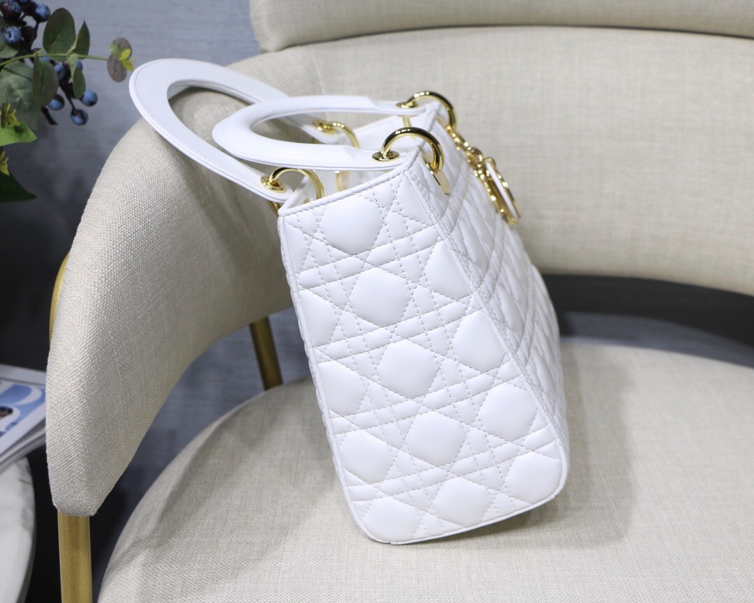 D10r medium ultramatte lady bag latte cannage lambskin m0565 24 x 20 x 11cm