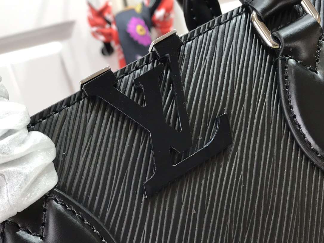 l0vis Vvtt0n grenelle tote pm black m57680 27 x 19 x 11.5 cm