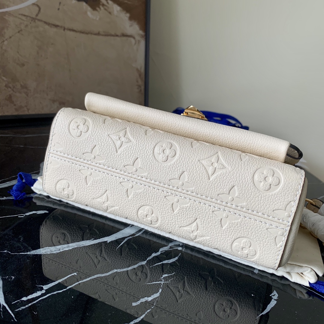 l0vis Vvtt0n vavin bb monogram empreinte leather cream  m45277 21 cm