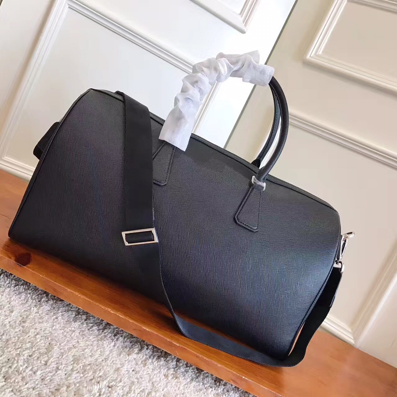 Pra*a black saffiano leather travel bag 2vc018 45.5 x 25 x 17 cm