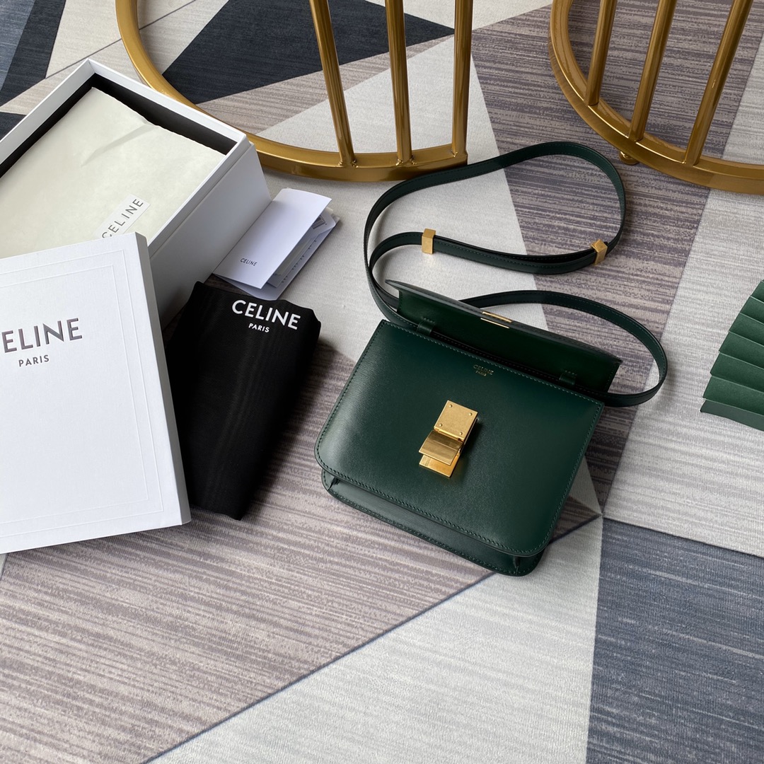 Ce1i*e small classic bag in box calfskin amazone 189183dls 18 x 15 x 6 cm