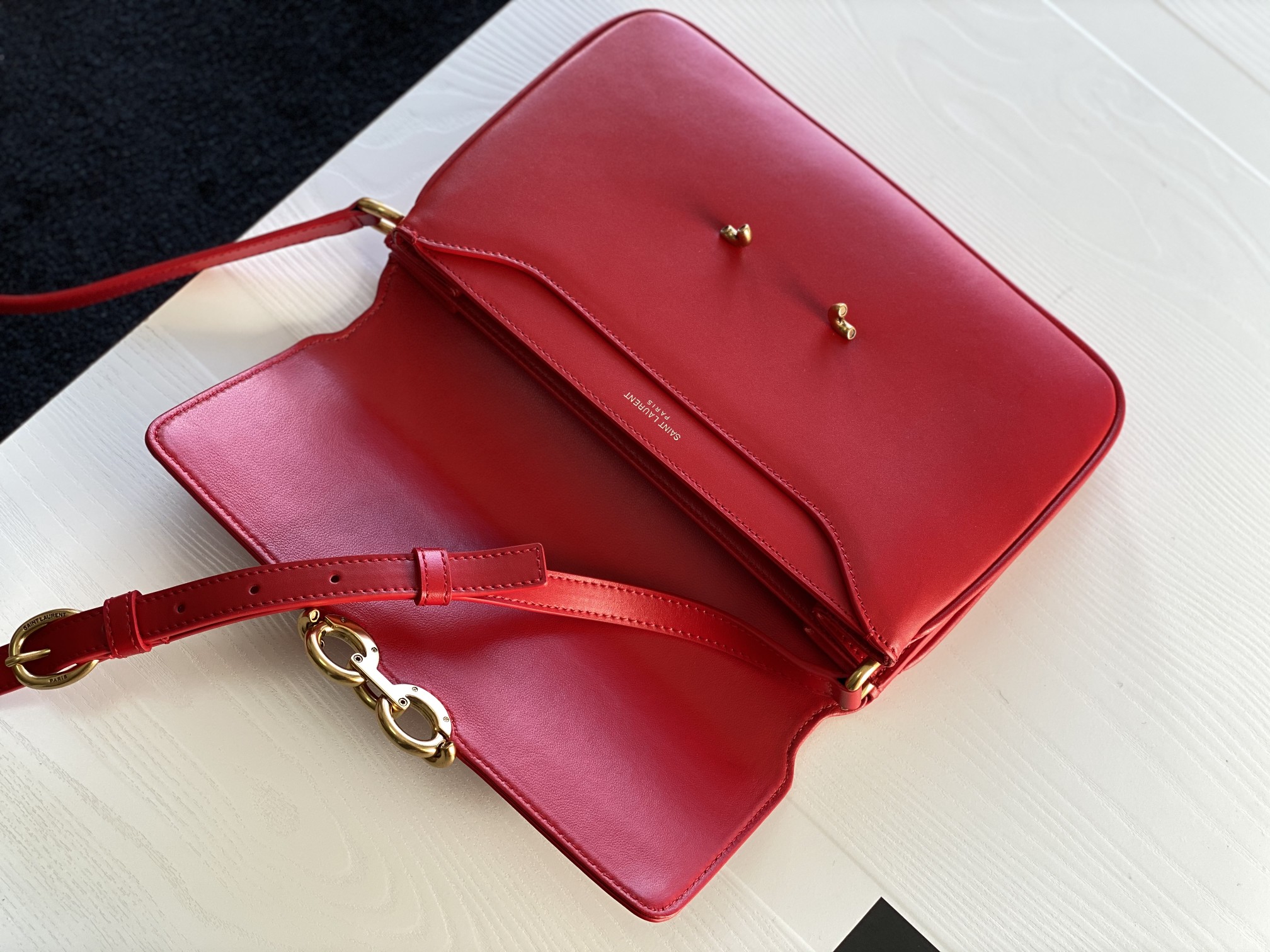Y51 le maillon satchel in smooth leather red 6497952 24 x 14.5 x 3.5 cm