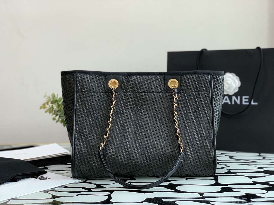 Ch**el large tote straw, calfskin & gold metal black a66941