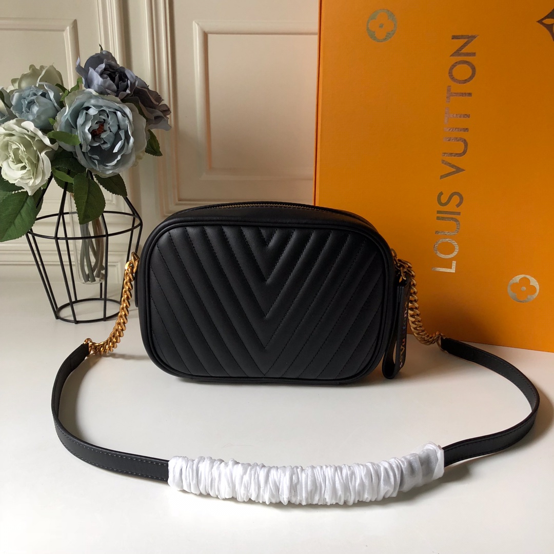 l0vis Vvtt0n new wave camera bag black m58677 21.5 x 15.5 x 6.0 cm