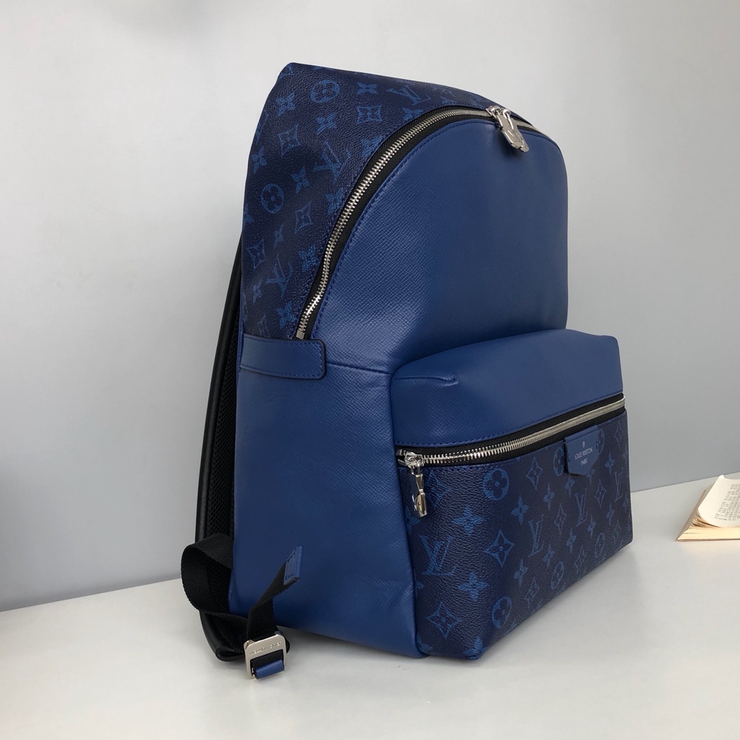 l0vis Vvtt0n discovery backpack pm cobalt m30229 37 x 40 x 20 cm